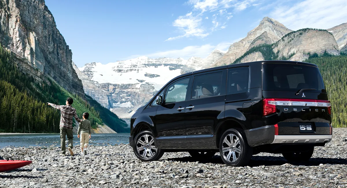 Mitsubishi Delica D:5 — manufacturer model reference photo