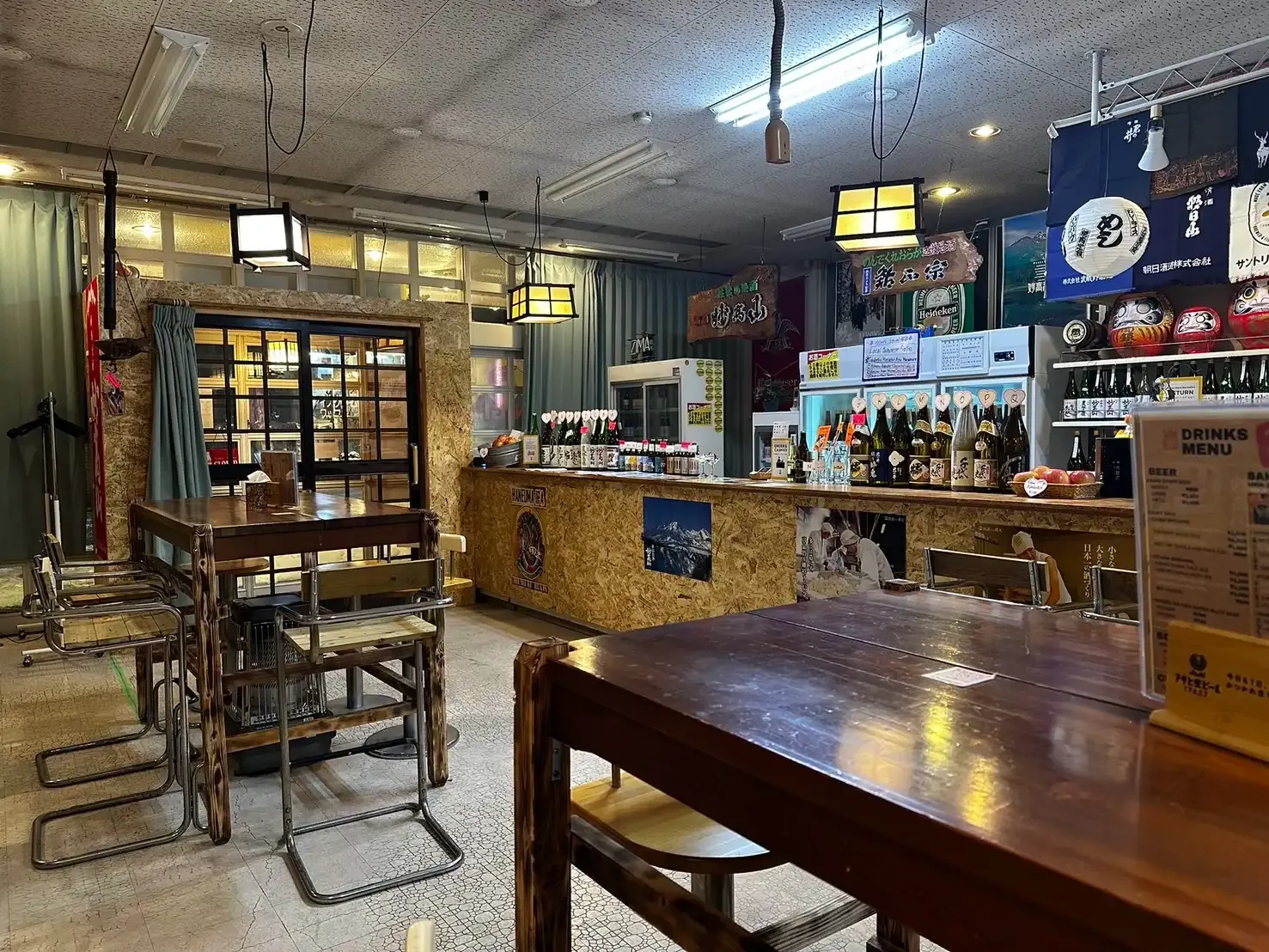 The tables and sake counter inside NINJA